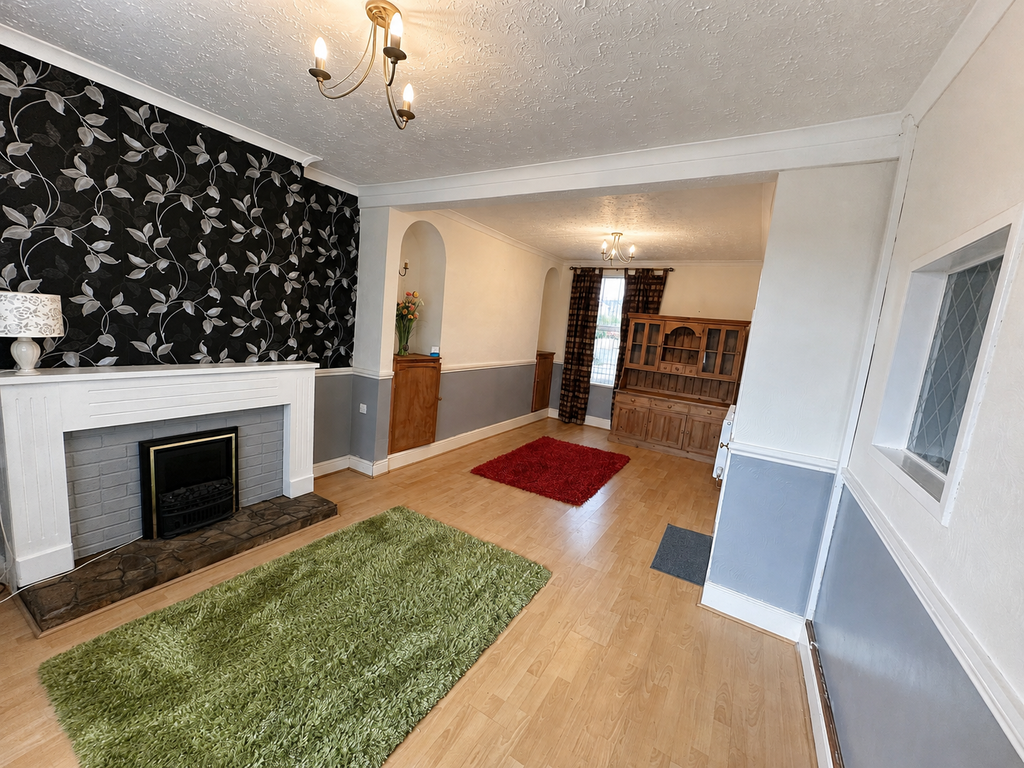 Property photo 2 of 23