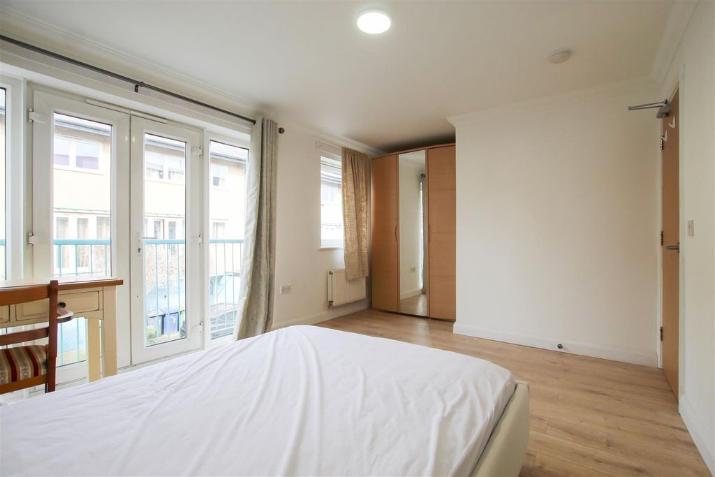 Property photo 3 of 8 Img_0210.Jpg