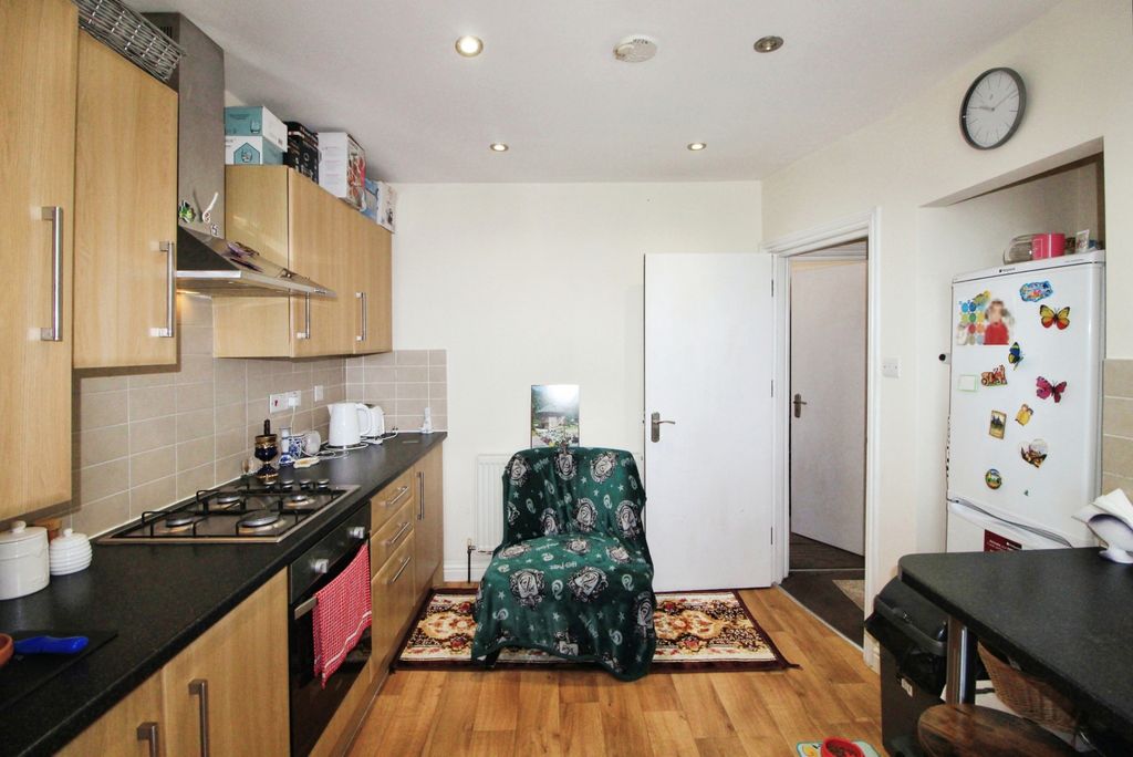 Property photo 3 of 15 Gallery