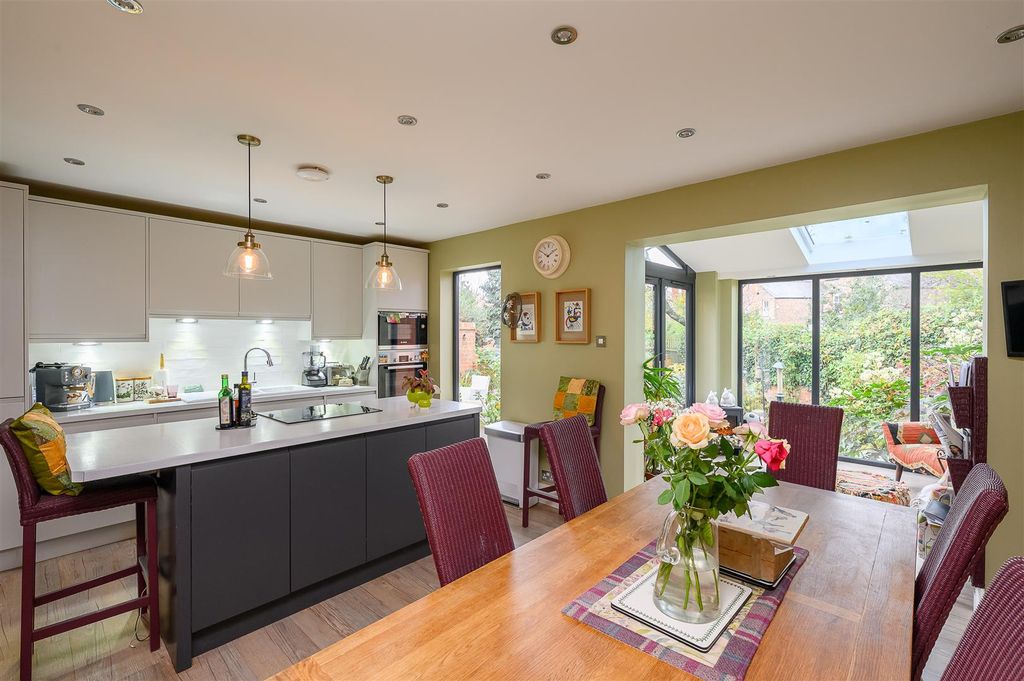 Property photo 1 of 22 Kitchen Diner