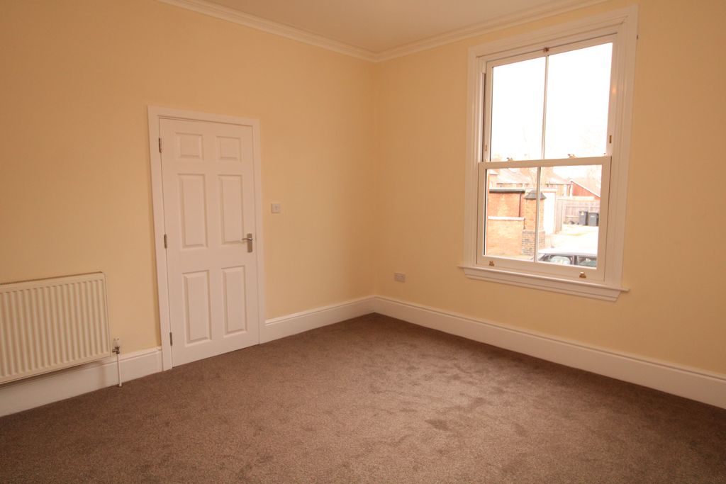 Property photo 3 of 24