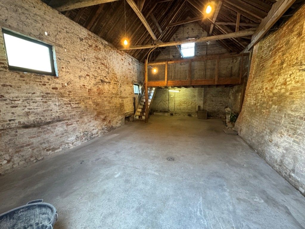 Property photo 3 of 7 Inside The Barn