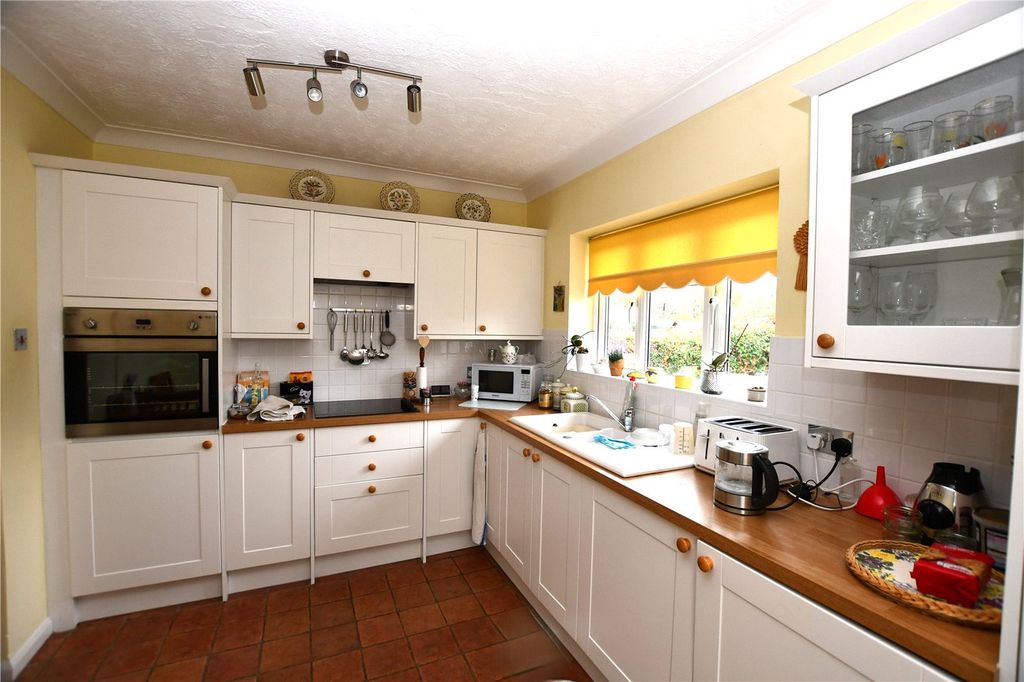 Property photo 3 of 9 Picture No. 04