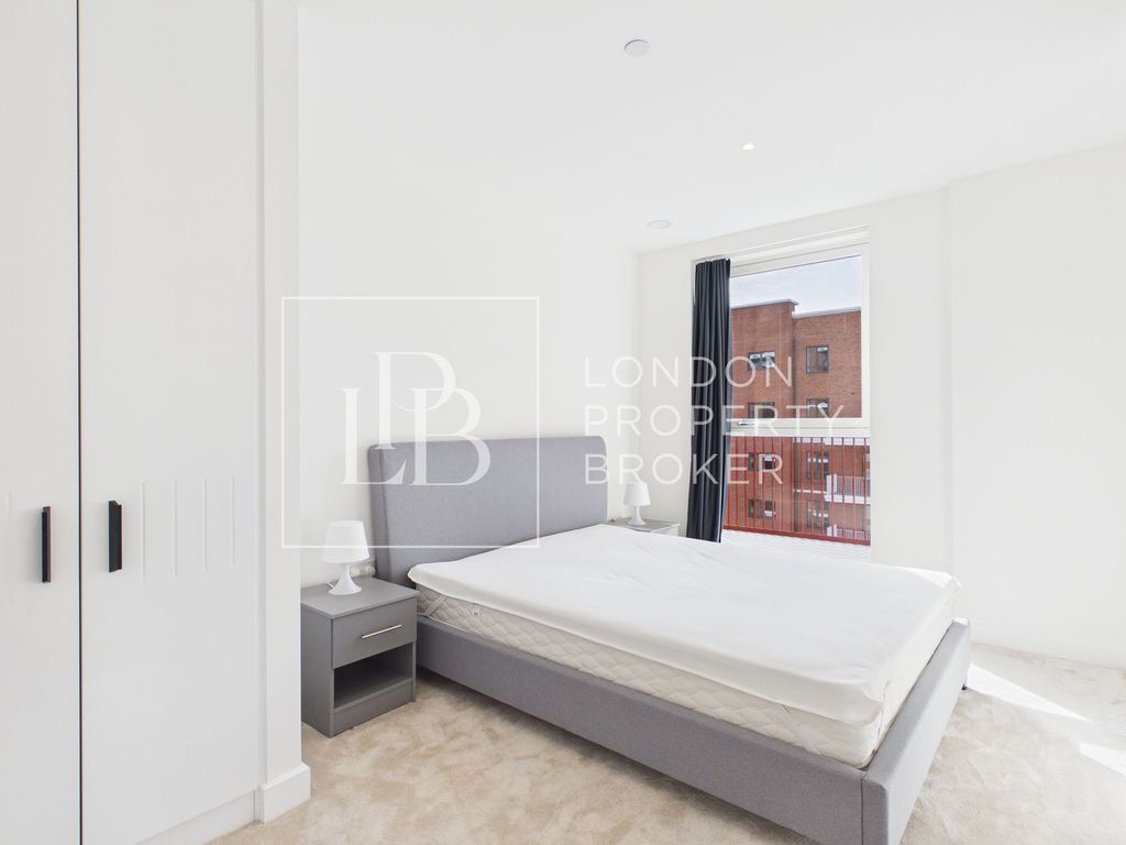 Property photo 3 of 10