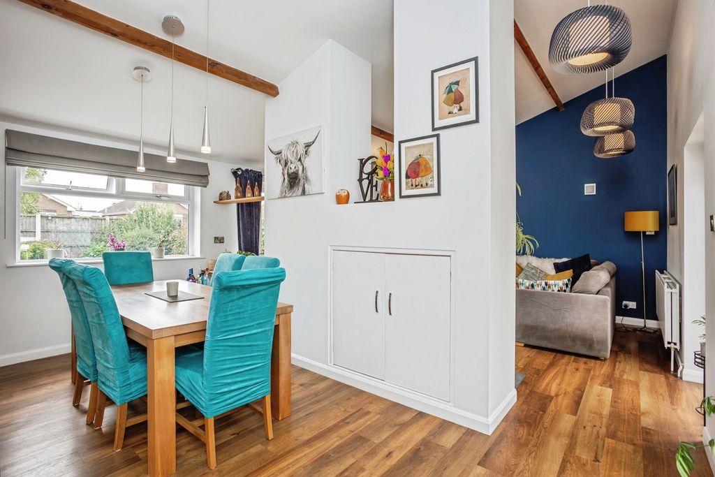 Property photo 3 of 28 Pbox-Img.Jpg