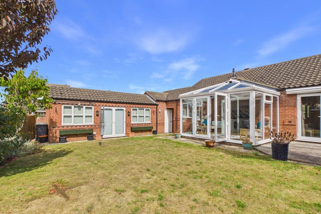 Property photo 2 of 36
