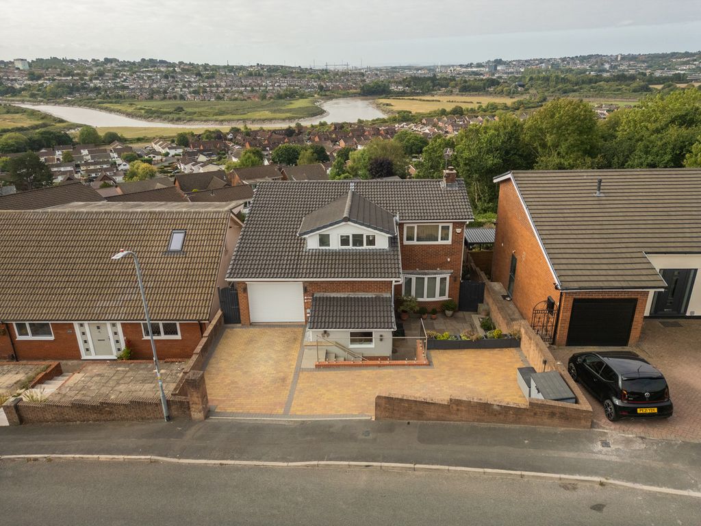Property photo 1 of 39