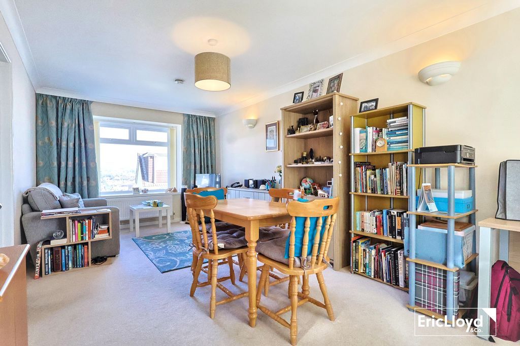 Property photo 2 of 13 Photo 10