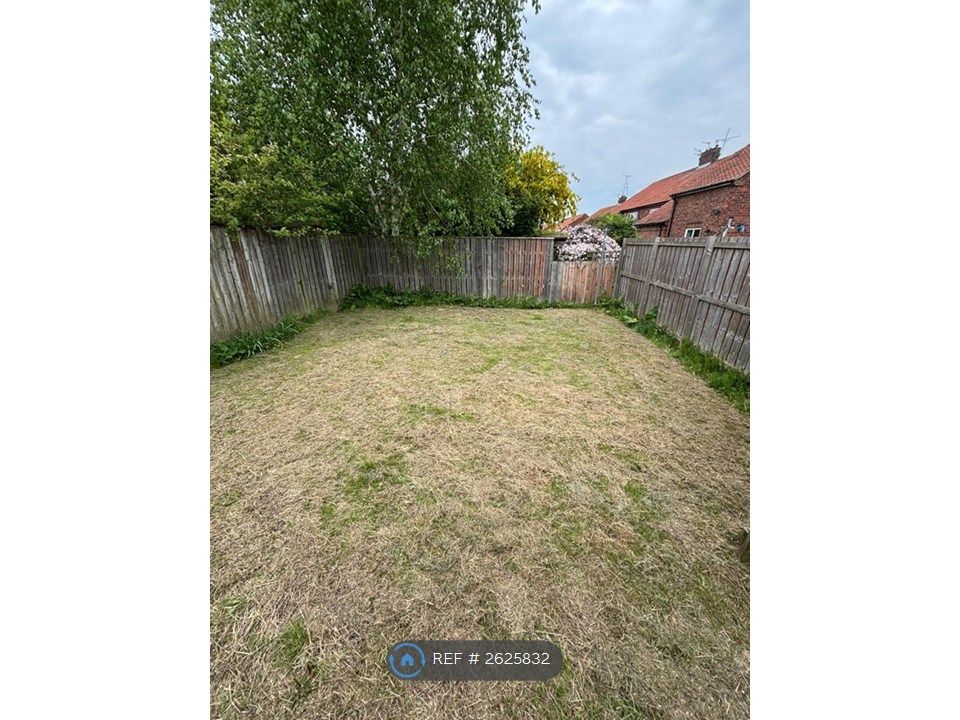 Property photo 3 of 11