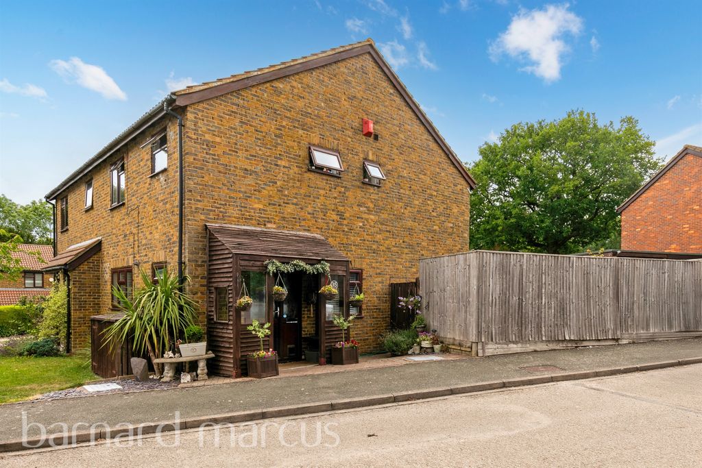 Property photo 1 of 15