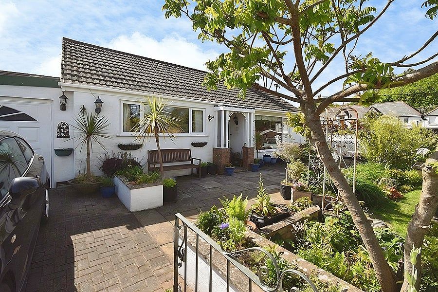 Property photo 1 of 23