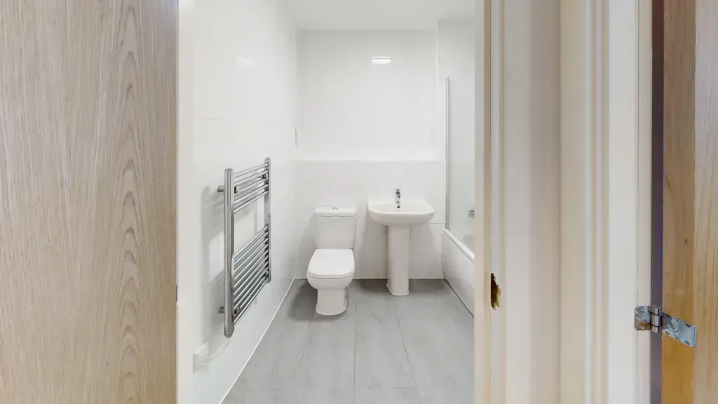 Property photo 3 of 4