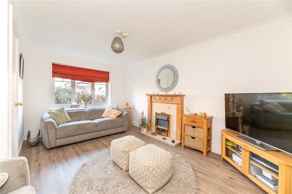 Property photo 2 of 30 Living Room