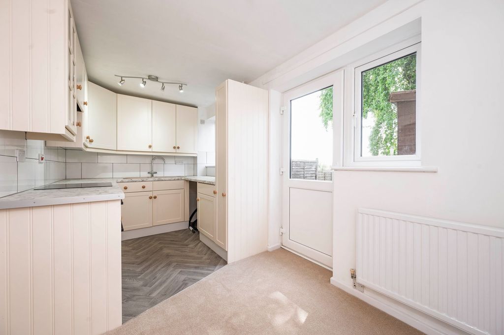 Property photo 3 of 13 Kitchen/Diner
