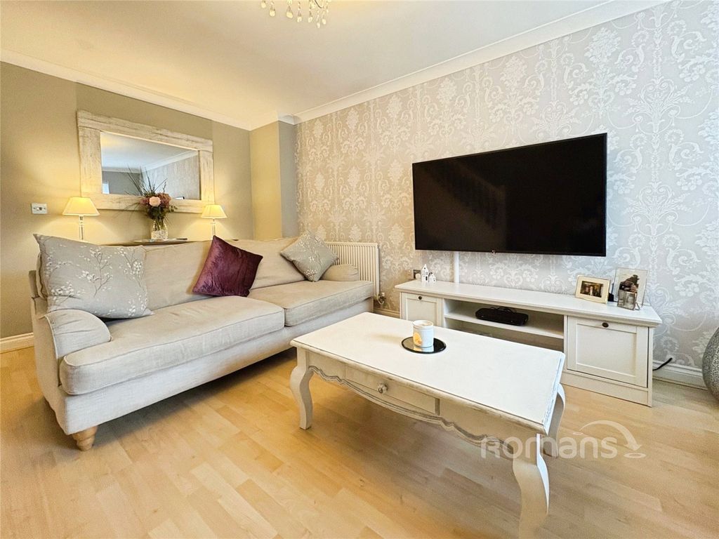 Property photo 2 of 16 Picture No. 02