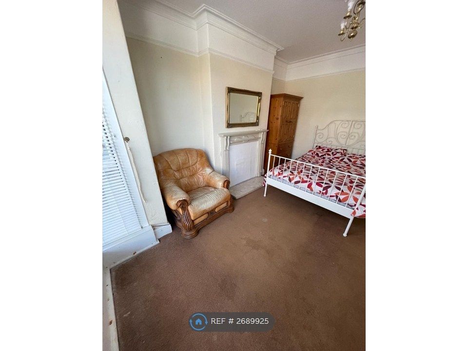 Property photo 3 of 5