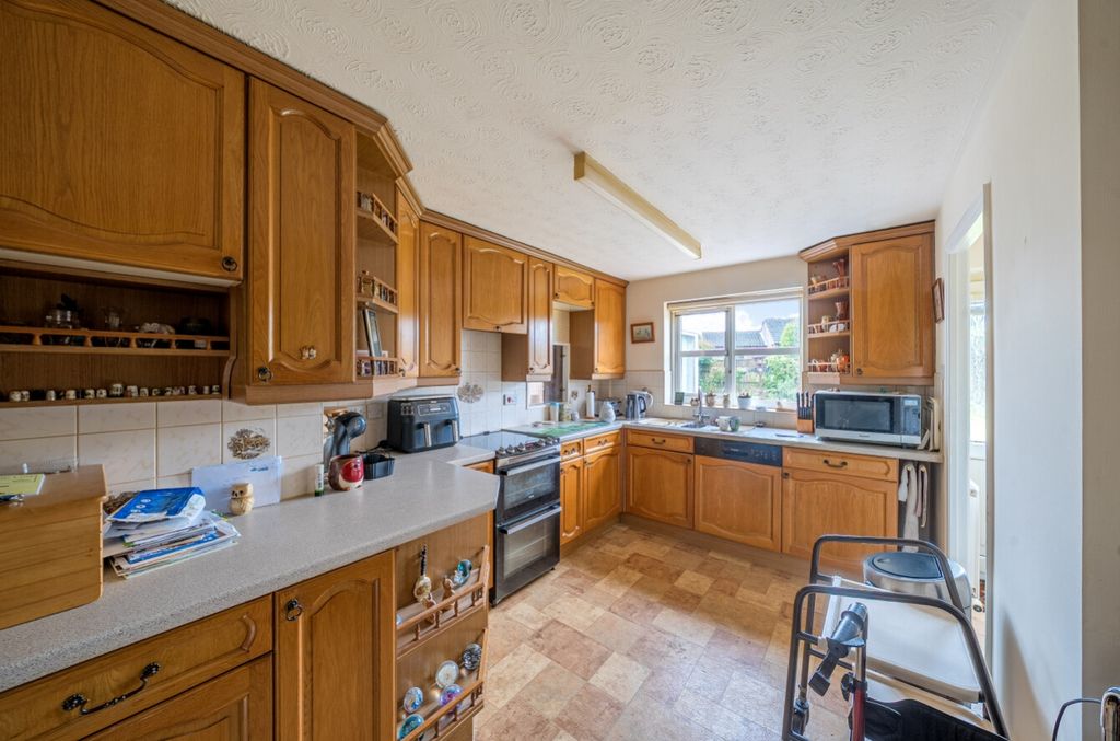 Property photo 3 of 22 1464696 (9)