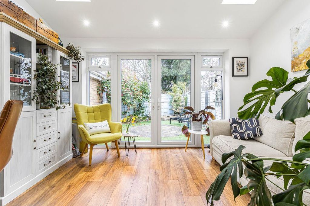 Property photo 3 of 19 20_75292.Jpg