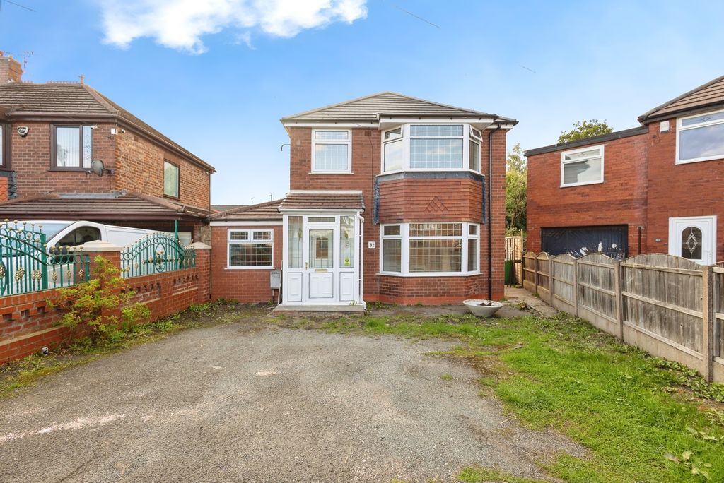 Property photo 1 of 17 Photo