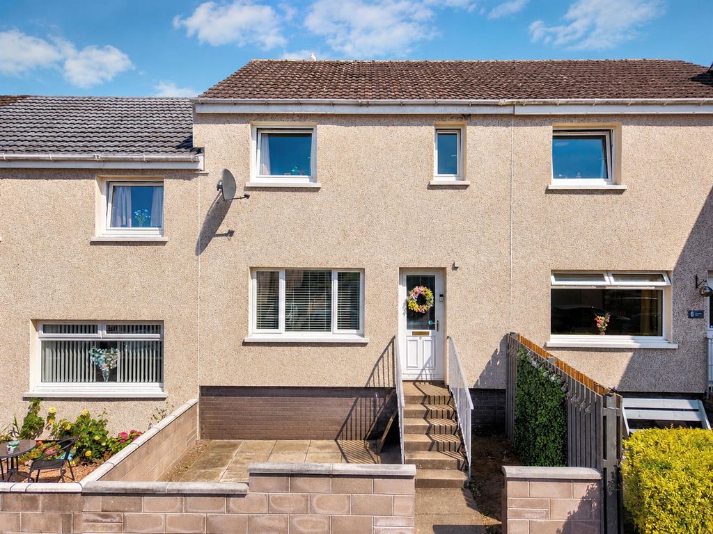 Property photo 1 of 18 5 Threewells Place Forfar-1.Jpg