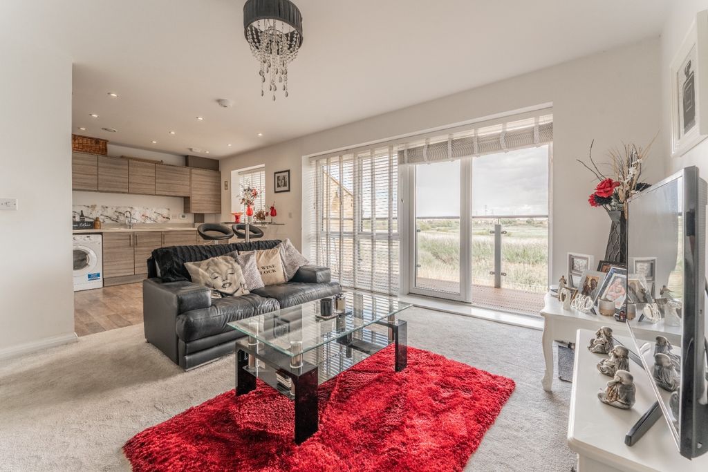 Property photo 1 of 15 5385882