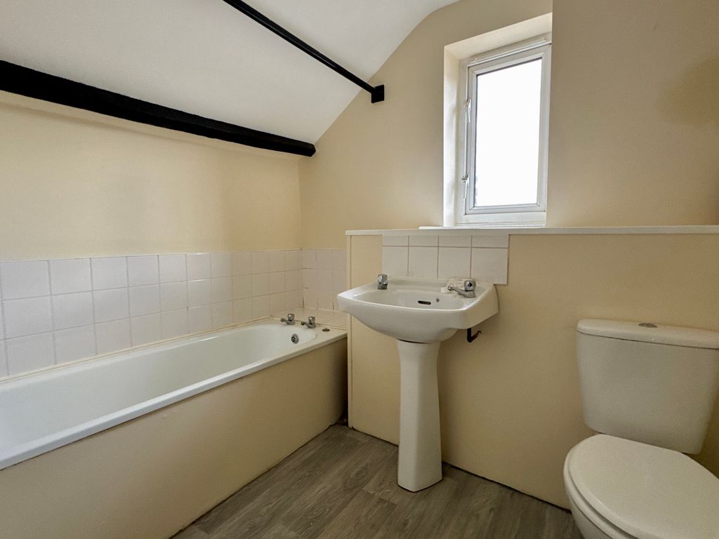 Additional image 8 of 2 bed flat to rentWater Street, Carmarthen SA31