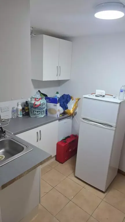 Property photo 3 of 5 Kitchen