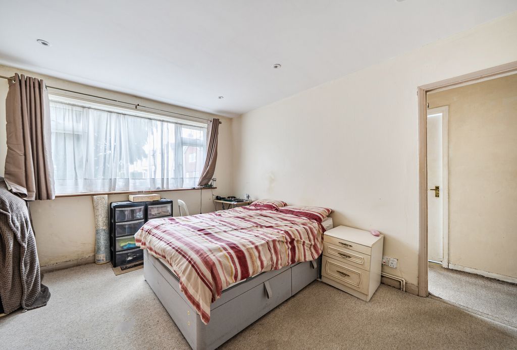 Property photo 3 of 9 1449226-9-69F0868...