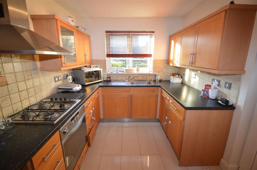 Property photo 1 of 3 Dsc_(2347).Jpg
