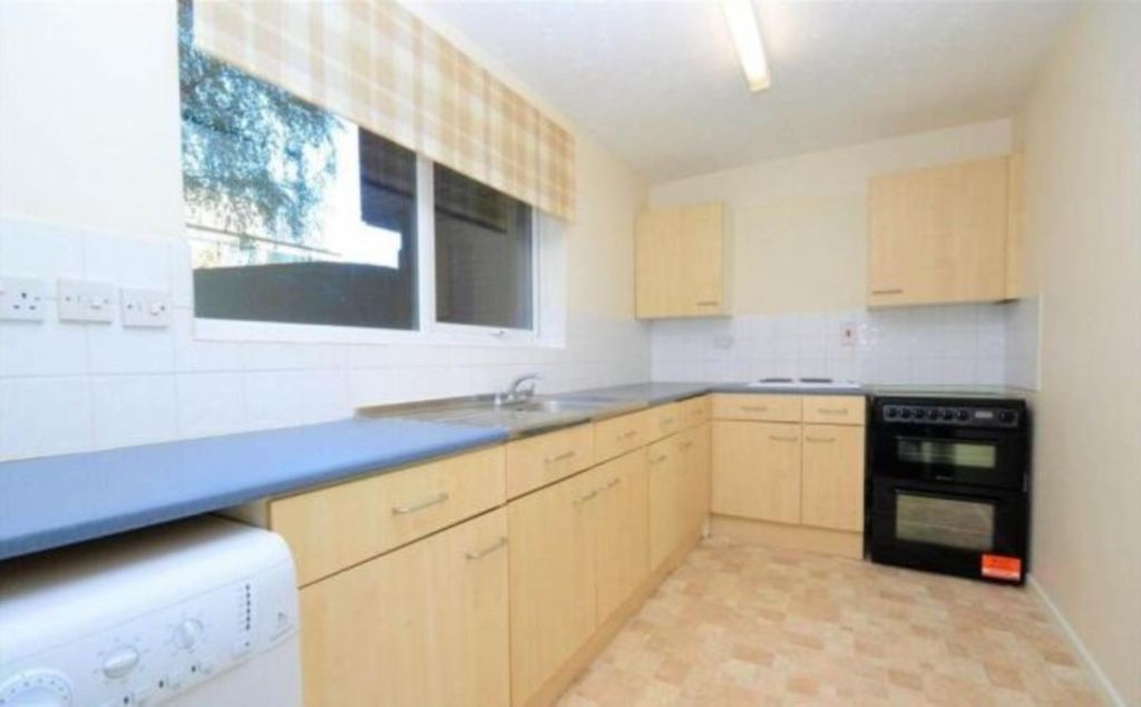 Property photo 3 of 5
