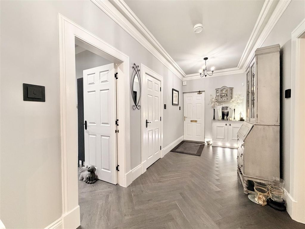 Property photo 3 of 34 Hallway