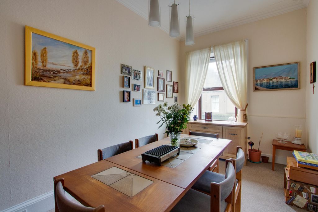 Property photo 3 of 24