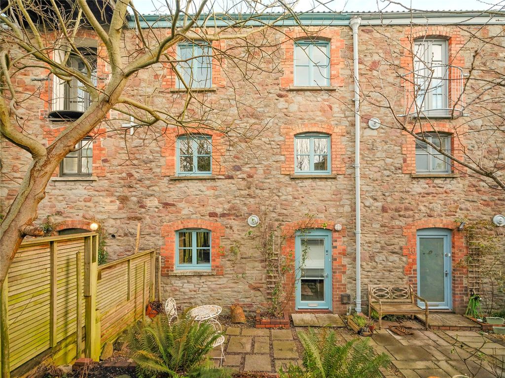 Property photo 3 of 27 Picture No. 25