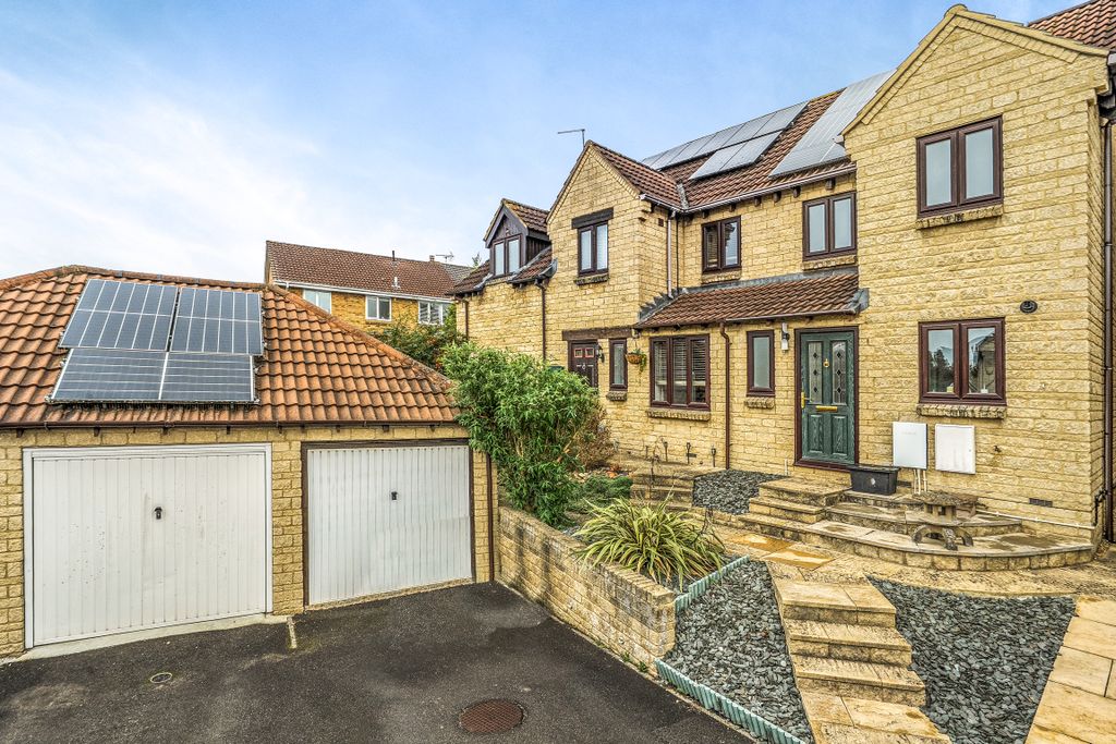 Property photo 1 of 19 16Acd6E97A64031531213181