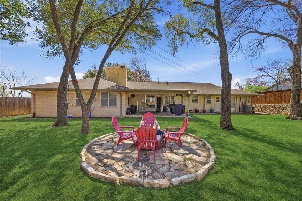 Property photo 1 of 31