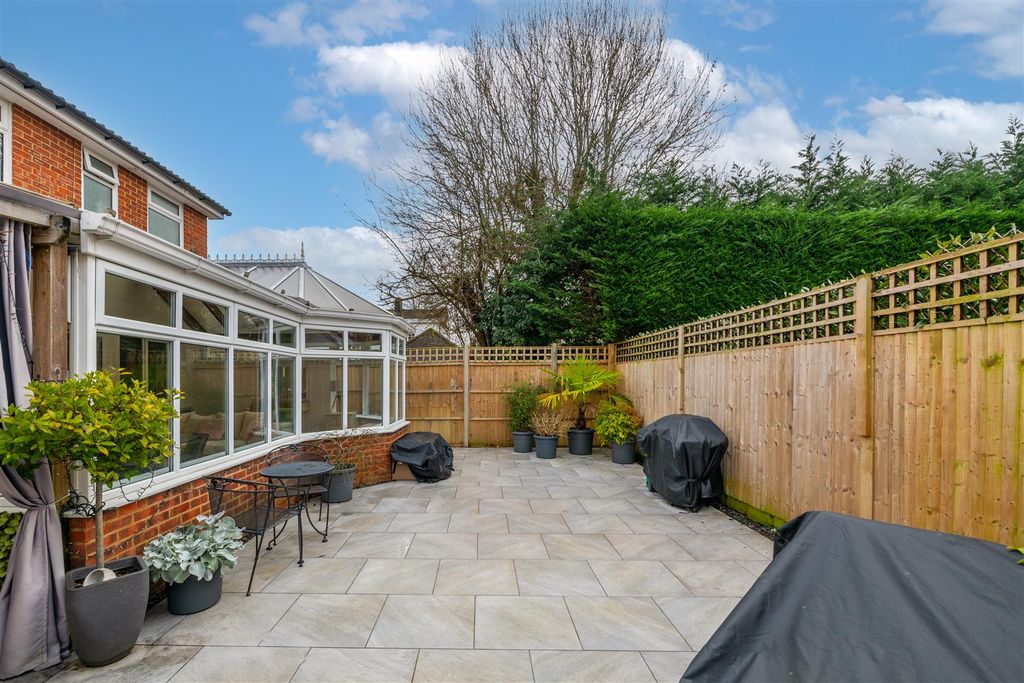 Property photo 2 of 20 1 Staffords Place Externals-10.Jpg