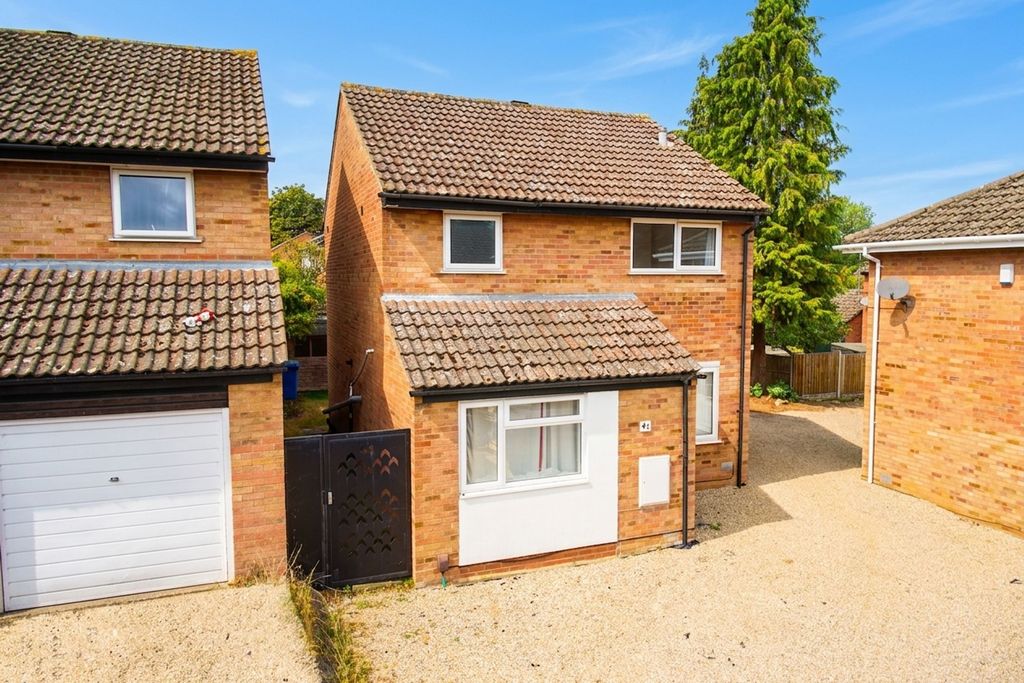 Property photo 1 of 18