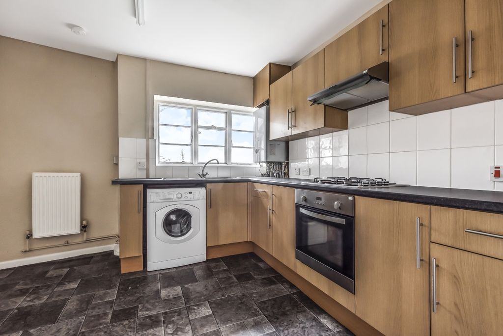 Property photo 1 of 6 449522 (2)