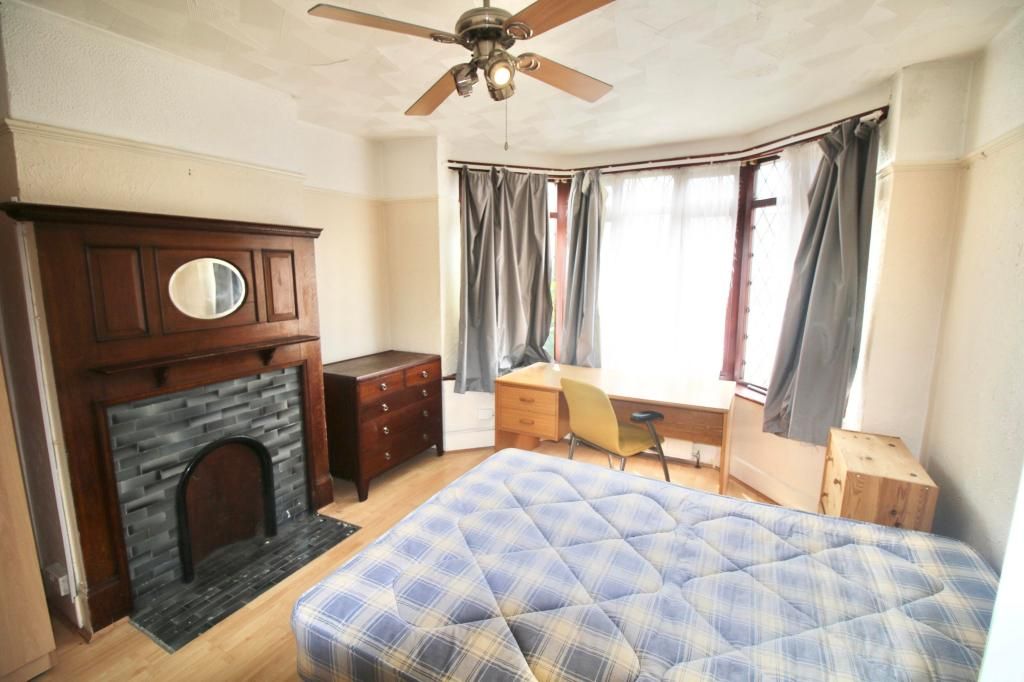 Property photo 1 of 4