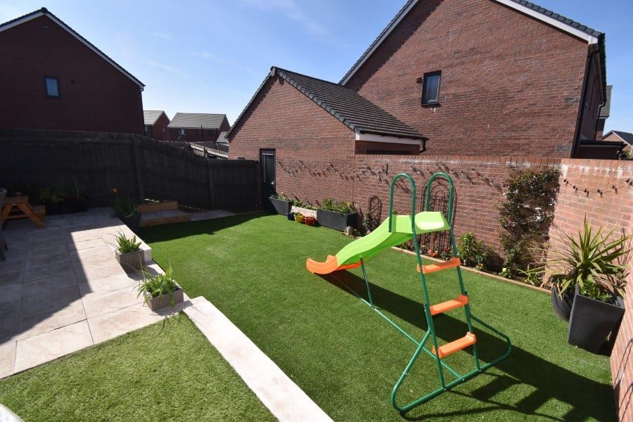 Property photo 3 of 18