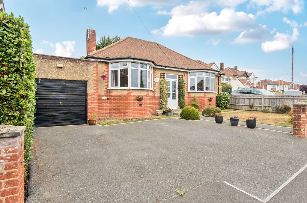 Property photo 1 of 14 1339621-3-68A5d93...
