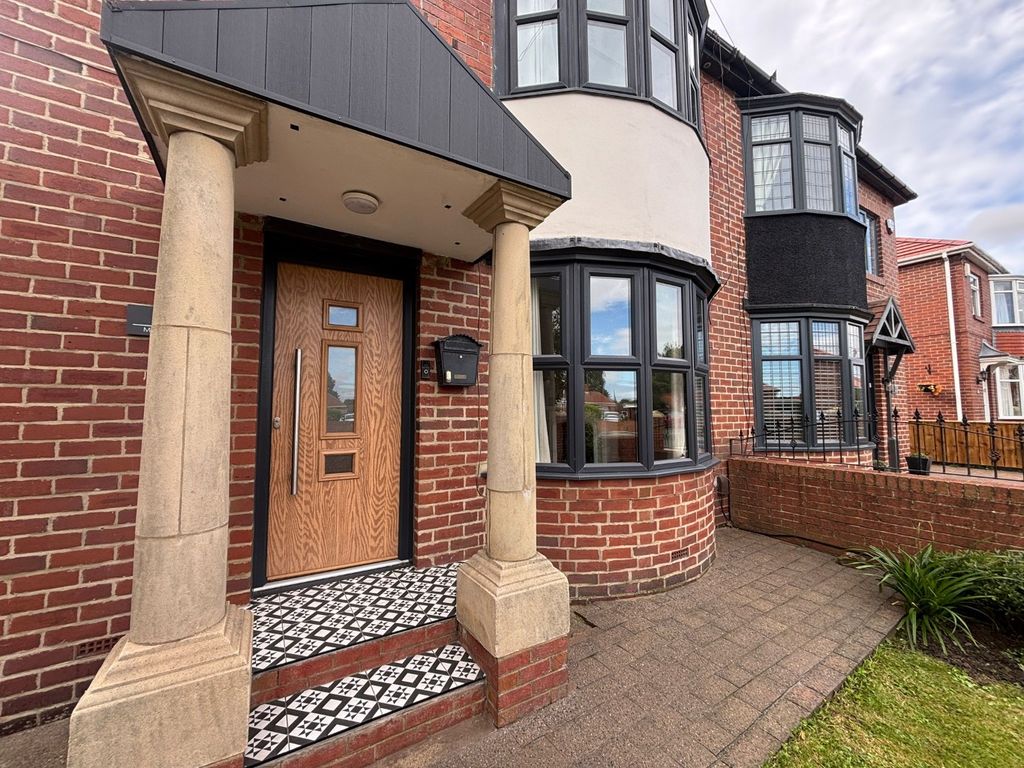 Property photo 1 of 57 4568470