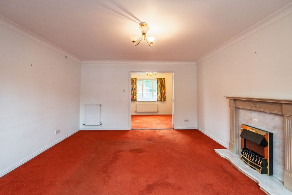 Property photo 3 of 38
