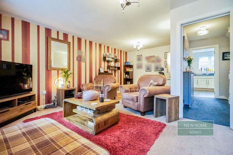 Property photo 2 of 38 Photo 18