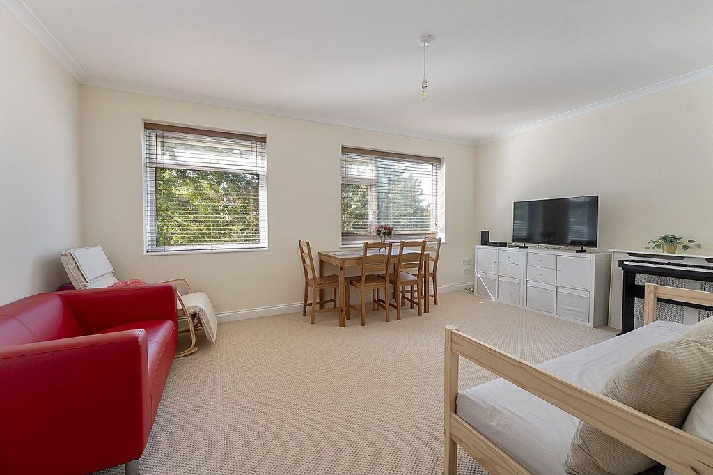 Property photo 2 of 16 Picture No. 08