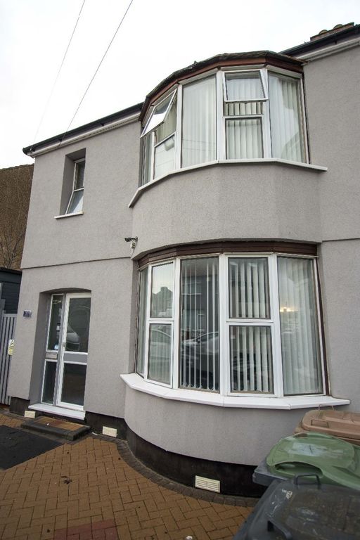 Property photo 2 of 42