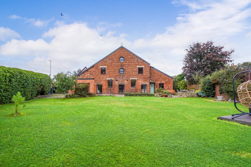 Property photo 1 of 41 Photo 52