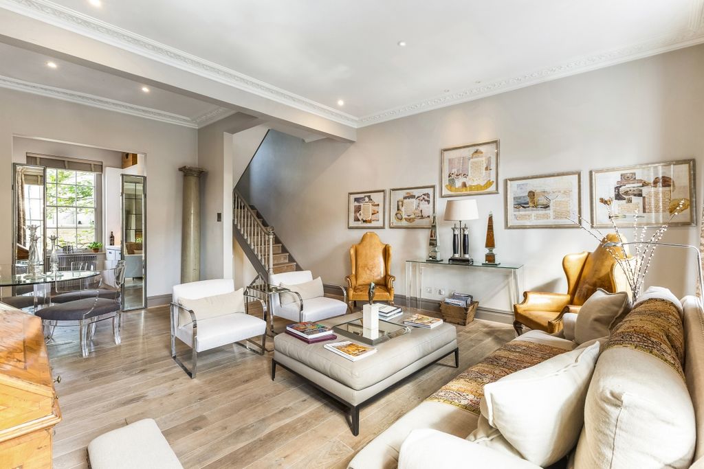 Property photo 1 of 30 97994_50A-Walton-...