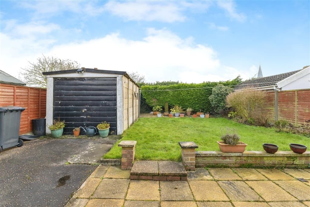 Property photo 3 of 12