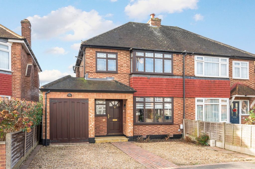 Property photo 2 of 18